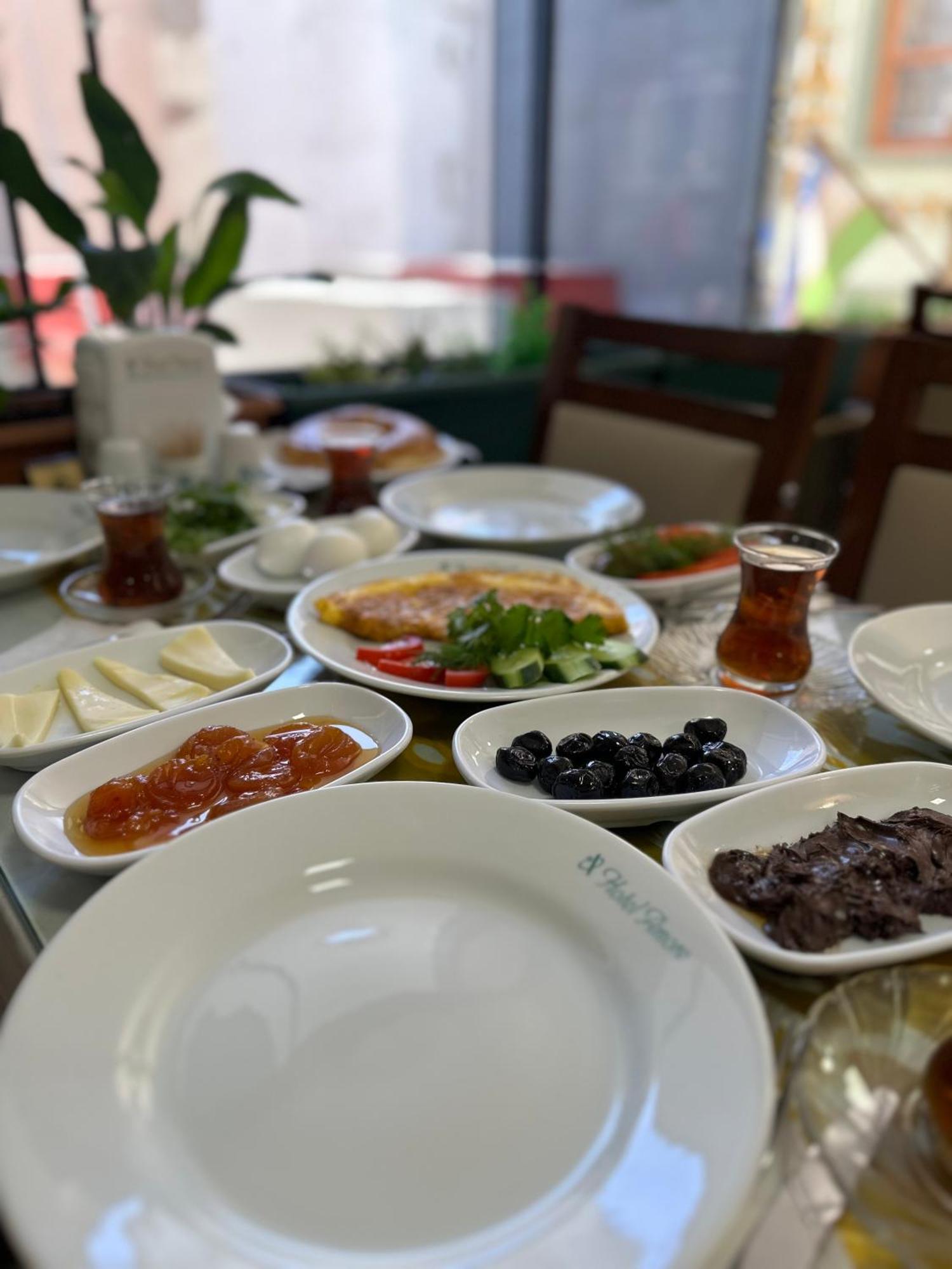 Amore Hotel Истанбул Екстериор снимка