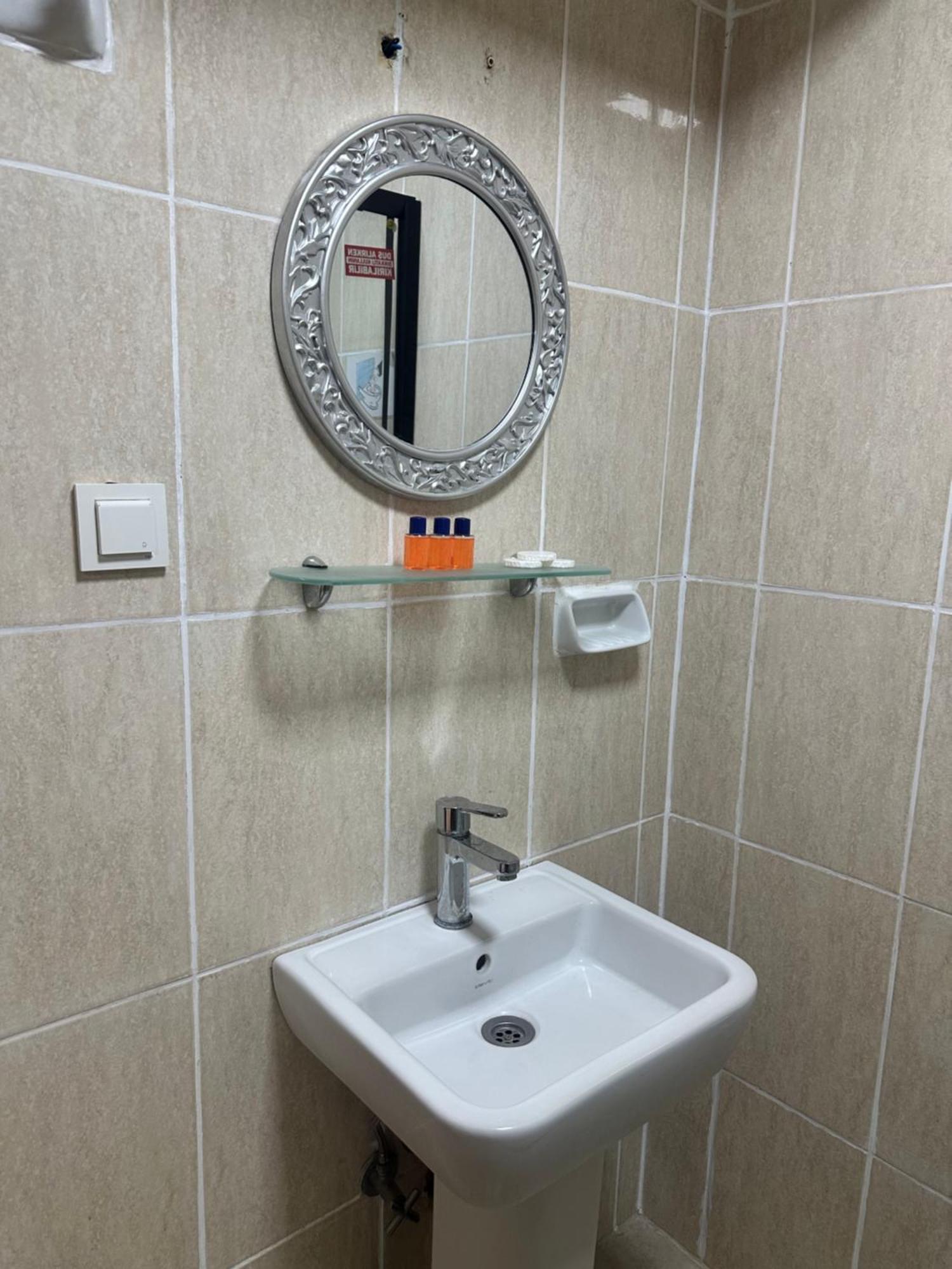 Amore Hotel Истанбул Екстериор снимка