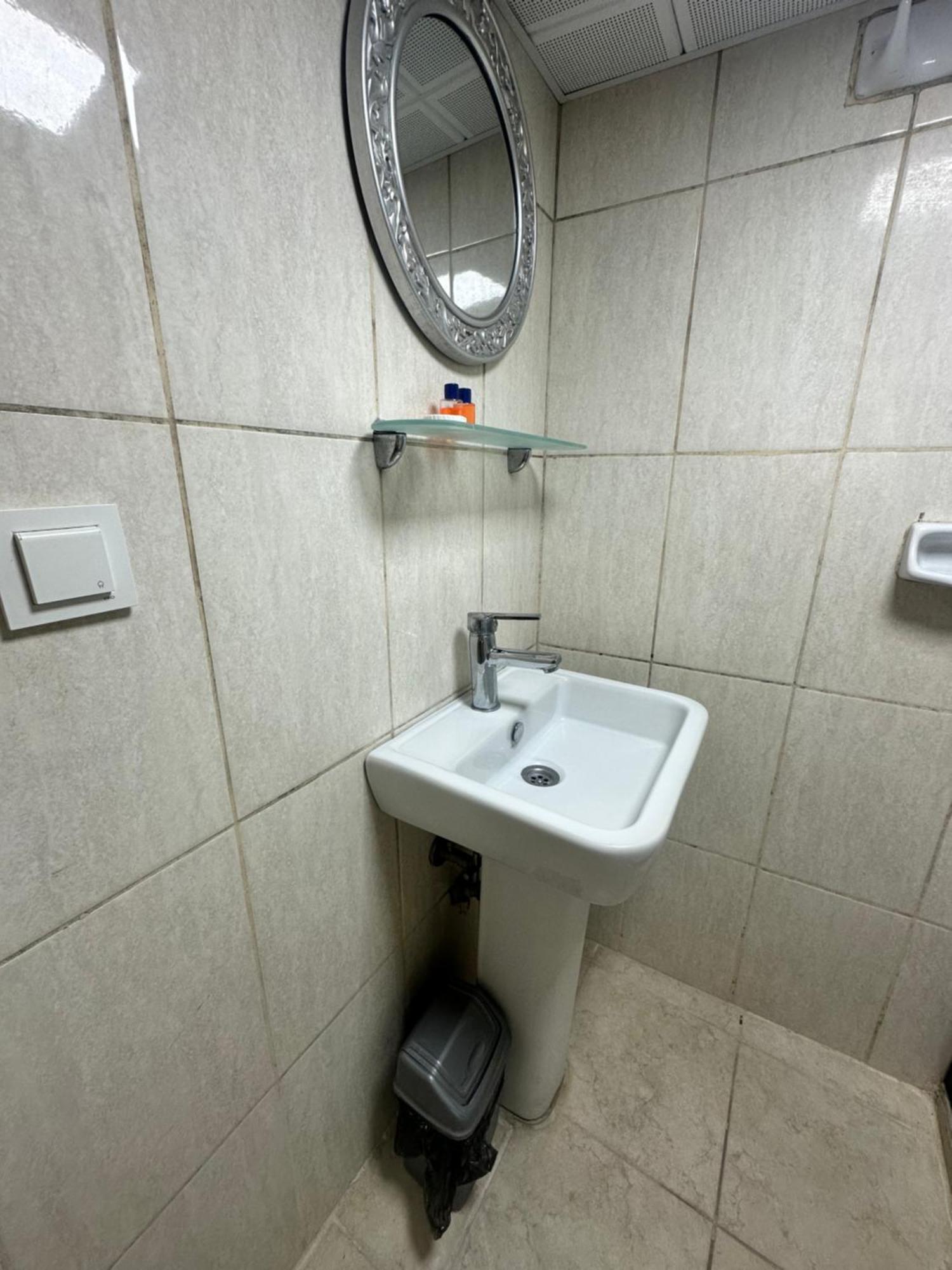 Amore Hotel Истанбул Екстериор снимка