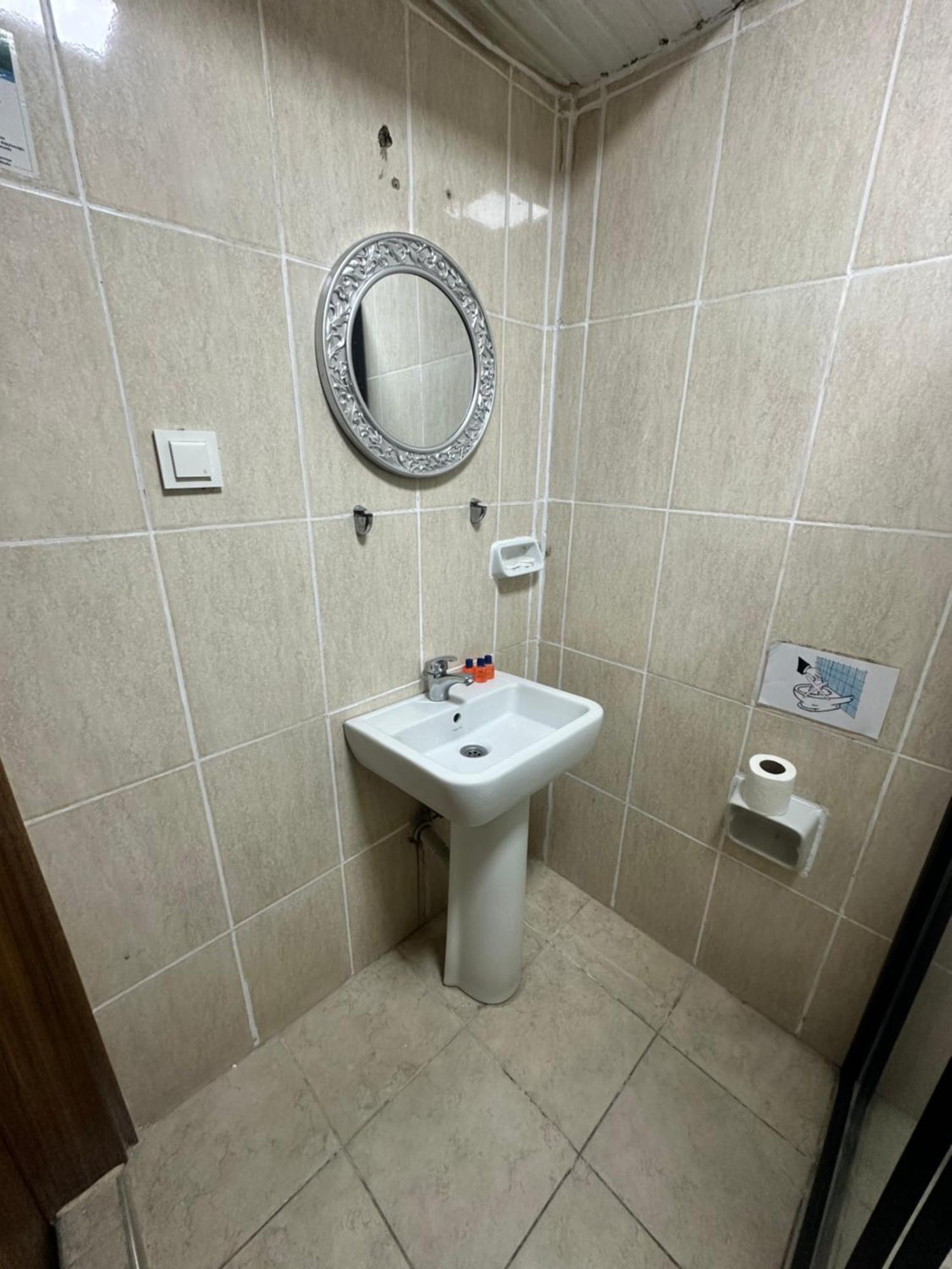 Amore Hotel Истанбул Екстериор снимка